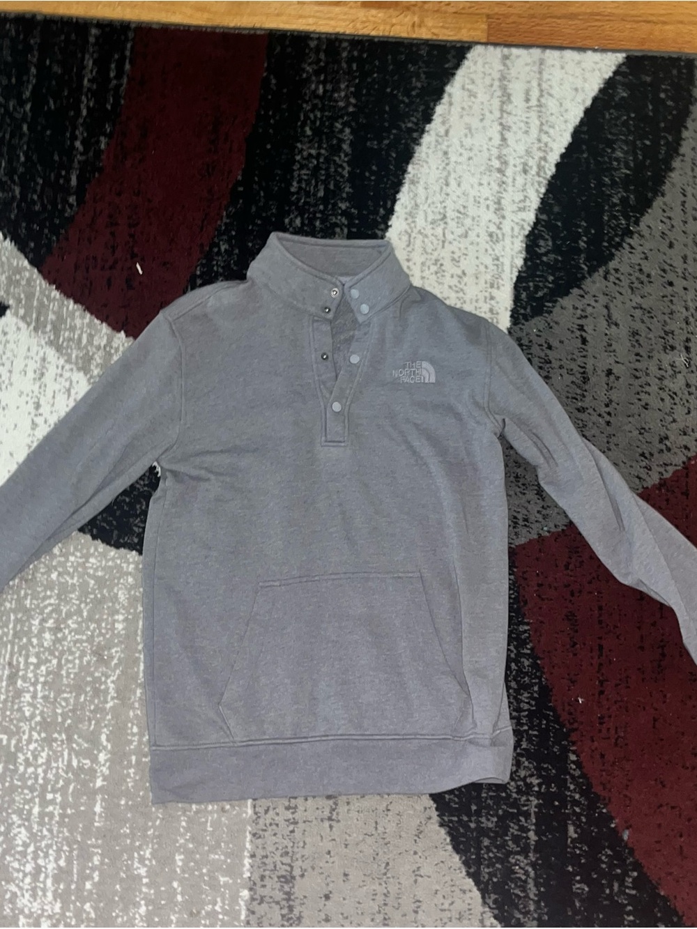 The North Face Men's Light Gray Snap-Front Pullover Cardigan